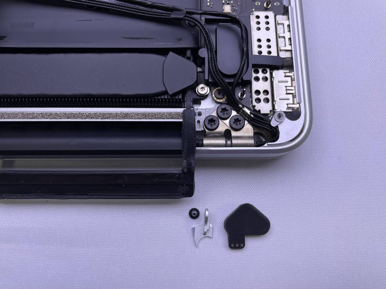 Pièces détachées Macbook Pro 15 A1398 | AvenueMac